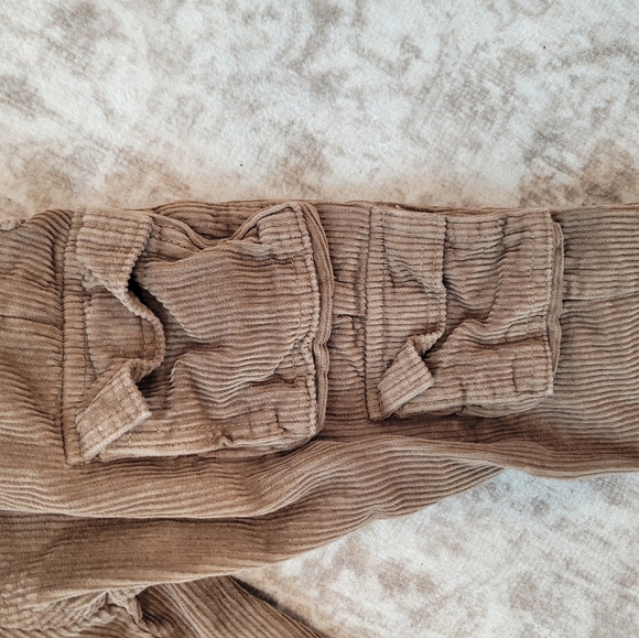 Old Navy Boys Brown Corduroy Cargo Pants Size 4T - Picture 4 of 5